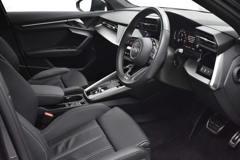 Audi A3 TFSI S line - U6193