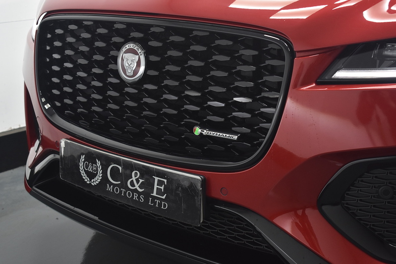 Jaguar F-PACE D200 MHEV R-Dynamic SE - U6194