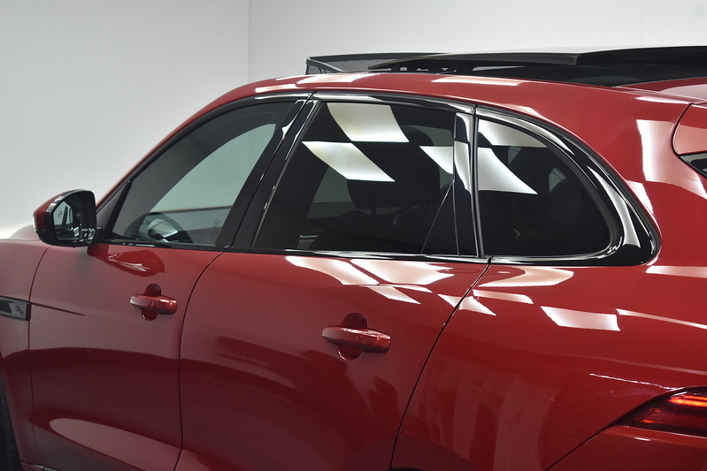 Jaguar F-PACE D200 MHEV R-Dynamic SE - U6194