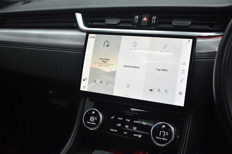 Jaguar F-PACE D200 MHEV R-Dynamic SE - U6194