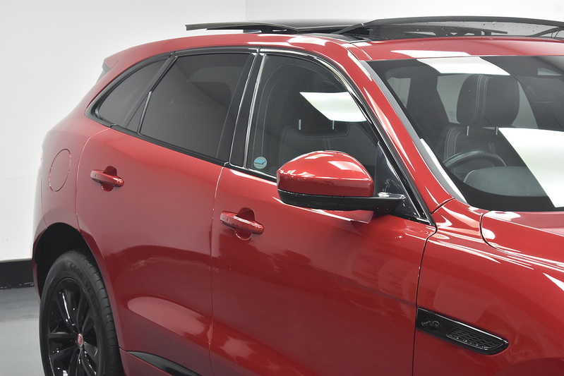 Jaguar F-PACE D200 MHEV R-Dynamic SE - U6194
