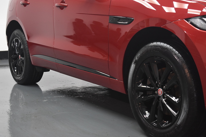 Jaguar F-PACE D200 MHEV R-Dynamic SE - U6194