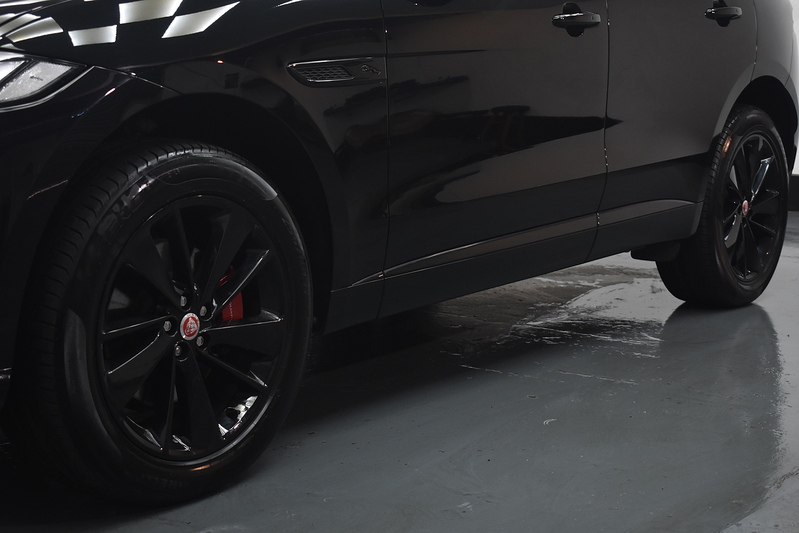 Jaguar F-PACE D200 MHEV R-Dynamic SE - U6198