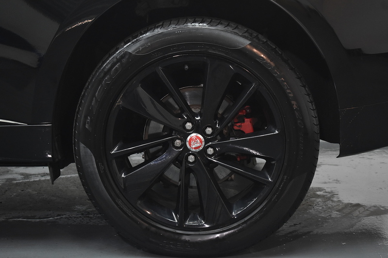 Jaguar F-PACE D200 MHEV R-Dynamic SE - U6198