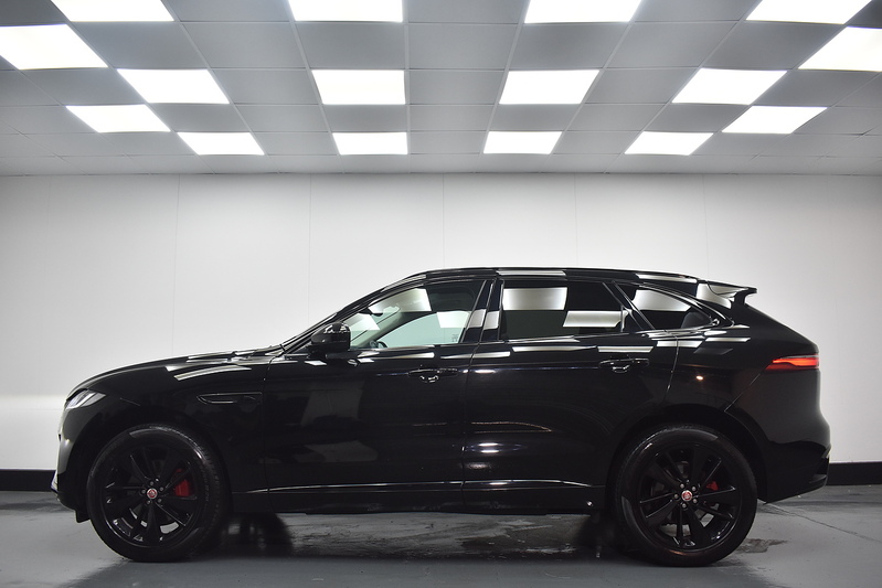 Jaguar F-PACE D200 MHEV R-Dynamic SE - U6198