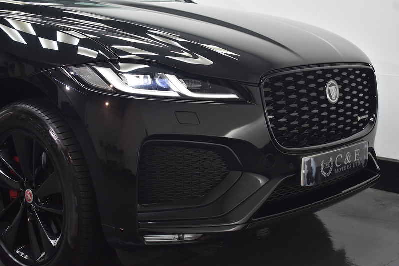 Jaguar F-PACE D200 MHEV R-Dynamic SE - U6198