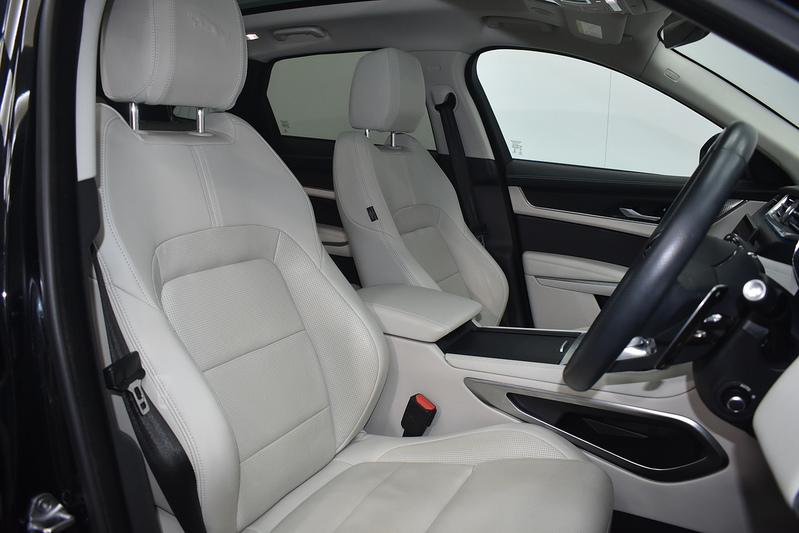 Jaguar F-PACE D200 MHEV R-Dynamic SE - U6198