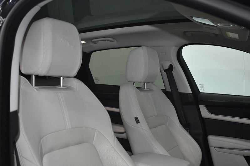 Jaguar F-PACE D200 MHEV R-Dynamic SE - U6198