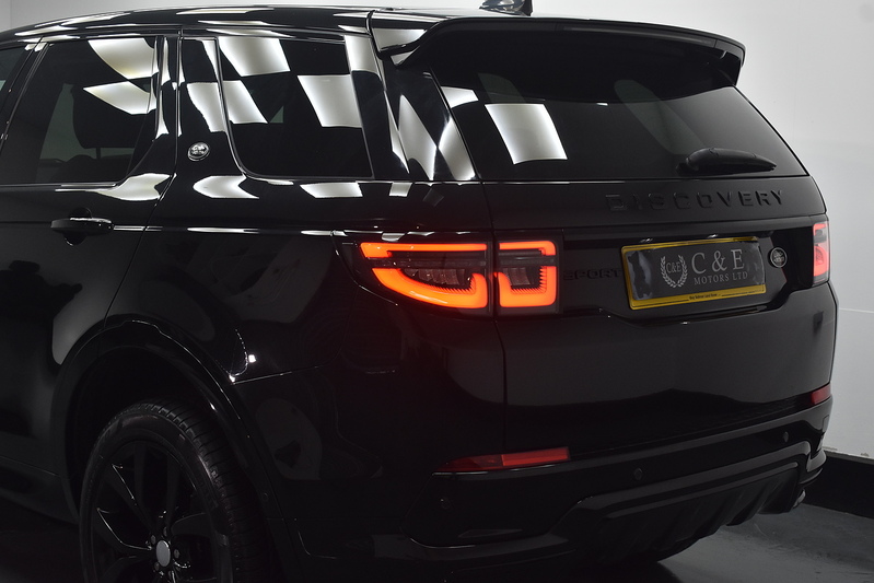 Land Rover Discovery Sport D165 MHEV Urban Edition - U6200