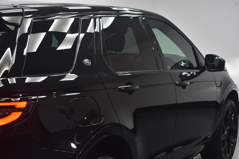 Land Rover Discovery Sport D165 MHEV Urban Edition - U6200