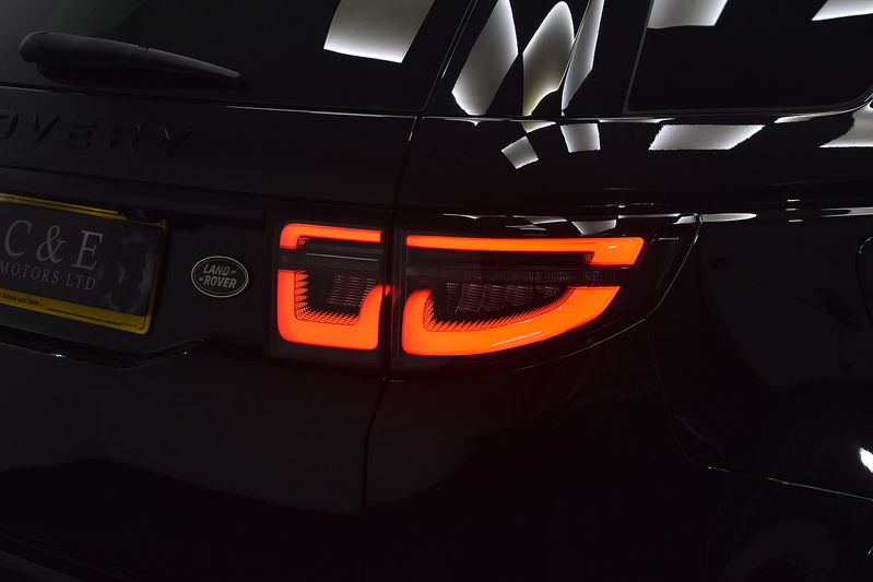 Land Rover Discovery Sport D165 MHEV Urban Edition - U6200