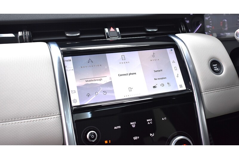 Land Rover Discovery Sport D165 MHEV Urban Edition - U6200