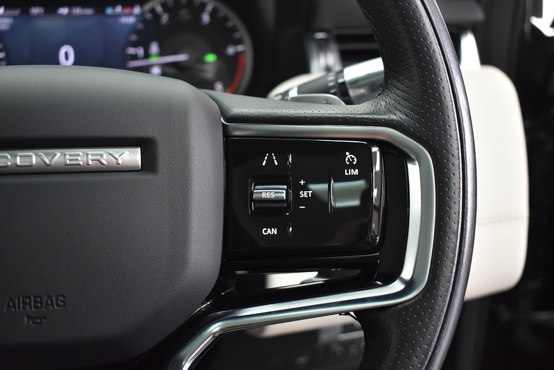 Land Rover Discovery Sport D165 MHEV Urban Edition - U6200