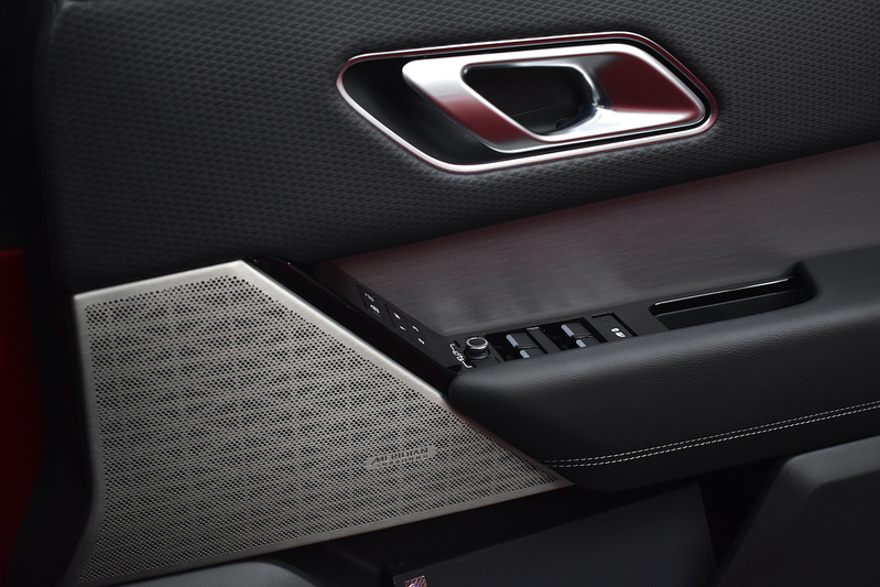 Land Rover Range Rover Velar D200 MHEV Edition - U6205