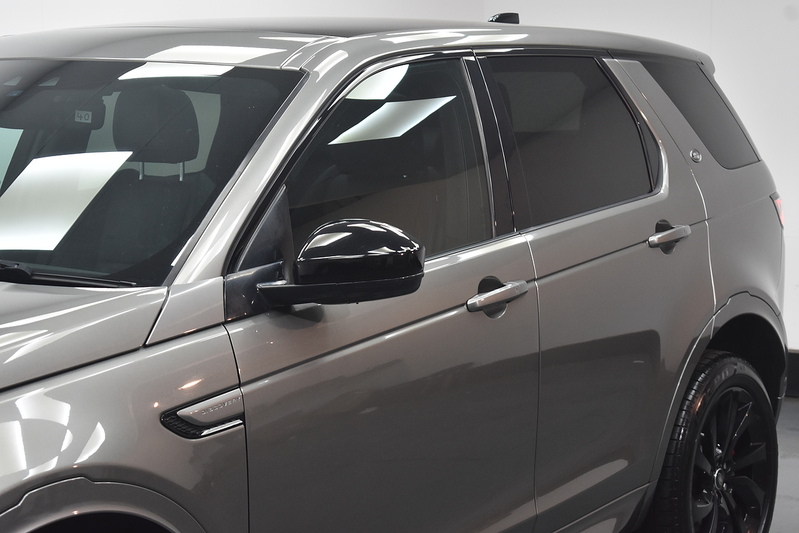 Land Rover Discovery Sport D240 MHEV R-Dynamic HSE - U6209