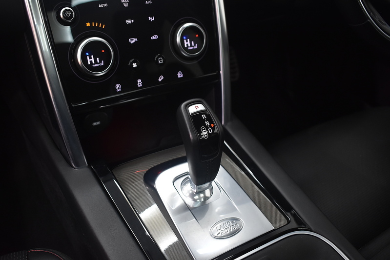 Land Rover Discovery Sport D240 MHEV R-Dynamic HSE - U6209