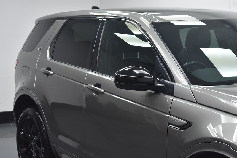 Land Rover Discovery Sport D240 MHEV R-Dynamic HSE - U6209