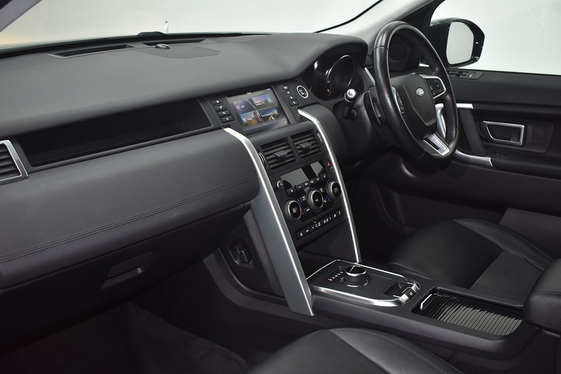 Land Rover Discovery Sport TD4 SE Tech - U6211