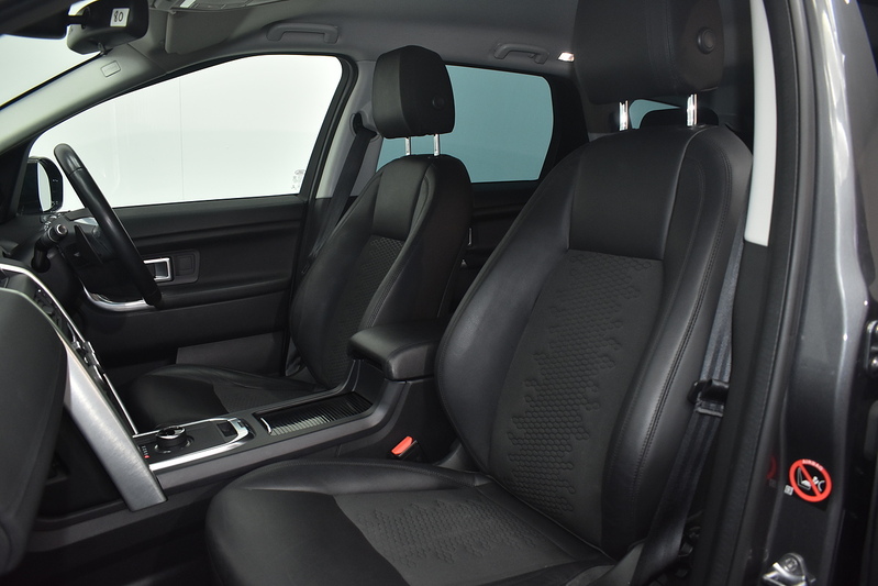 Land Rover Discovery Sport TD4 SE Tech - U6211