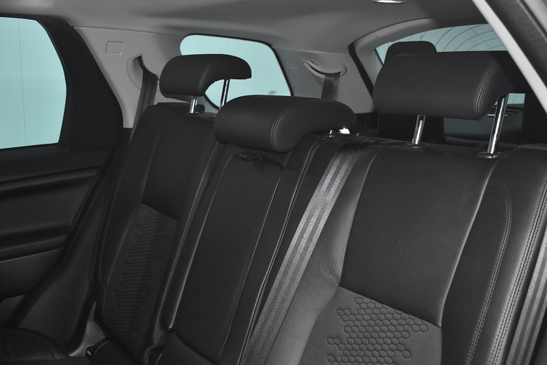 Land Rover Discovery Sport TD4 SE Tech - U6211