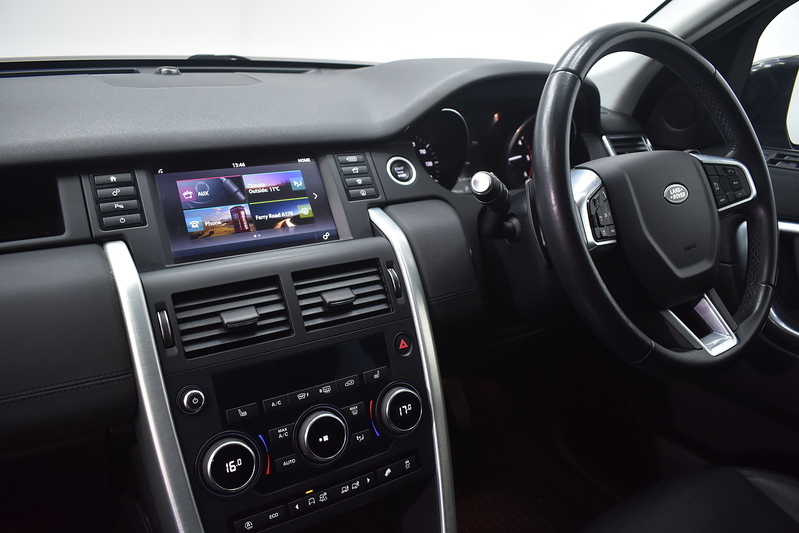 Land Rover Discovery Sport TD4 SE Tech - U6211