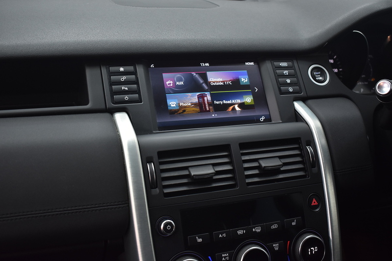Land Rover Discovery Sport TD4 SE Tech - U6211