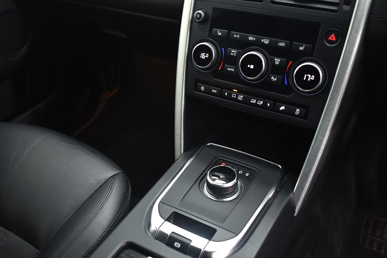Land Rover Discovery Sport TD4 SE Tech - U6211