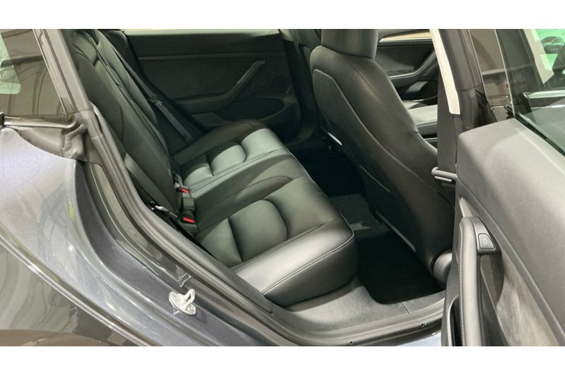 Tesla Model 3 Performance - U6212