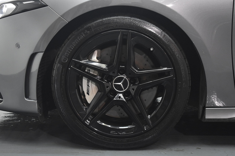 Mercedes-Benz A Class A35 AMG - U6216