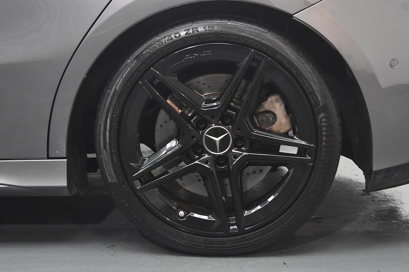 Mercedes-Benz A Class A35 AMG - U6216