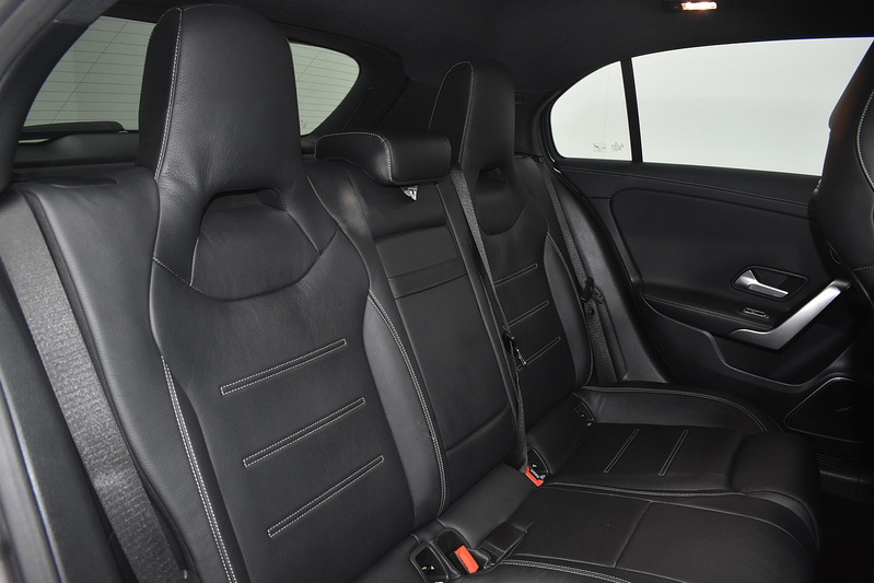Mercedes-Benz A Class A35 AMG - U6216