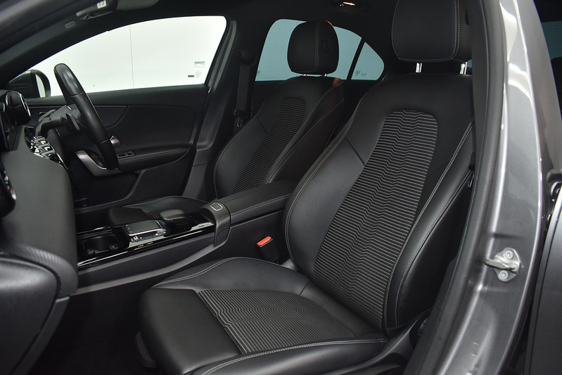 Mercedes-Benz A Class A200 Sport - U6224