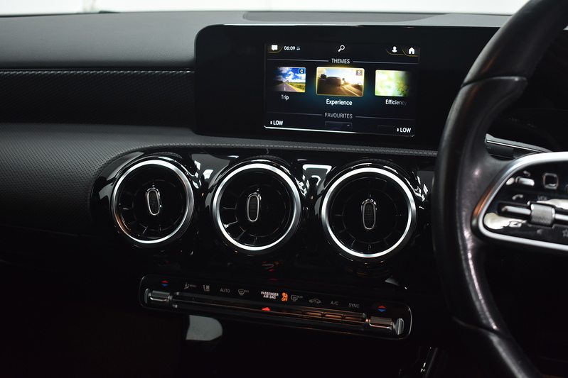 Mercedes-Benz A Class A200 Sport - U6224