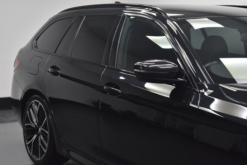 BMW 5 Series 520d MHT M Sport - U6225