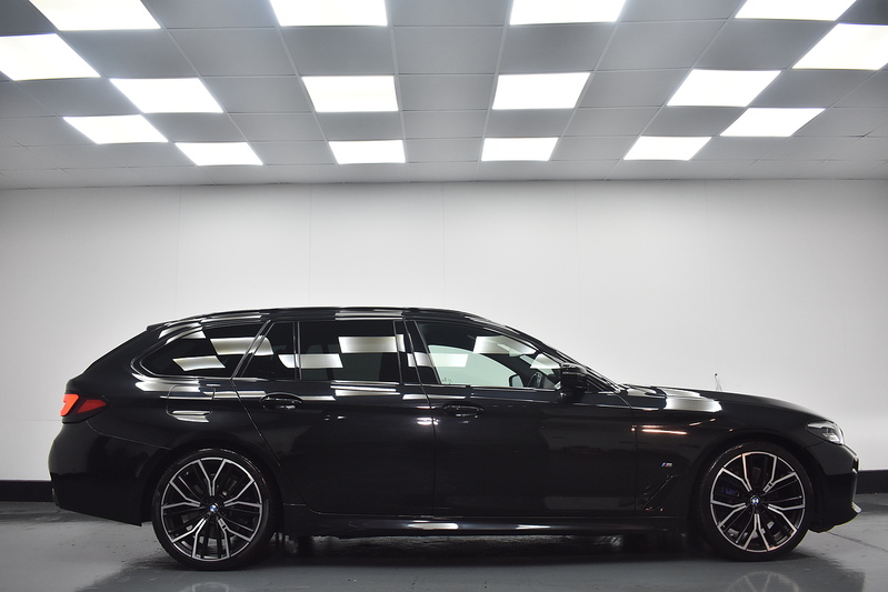BMW 5 Series 520d MHT M Sport - U6225