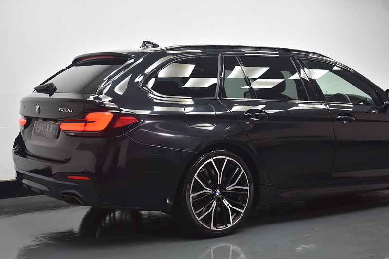 BMW 5 Series 520d MHT M Sport - U6225