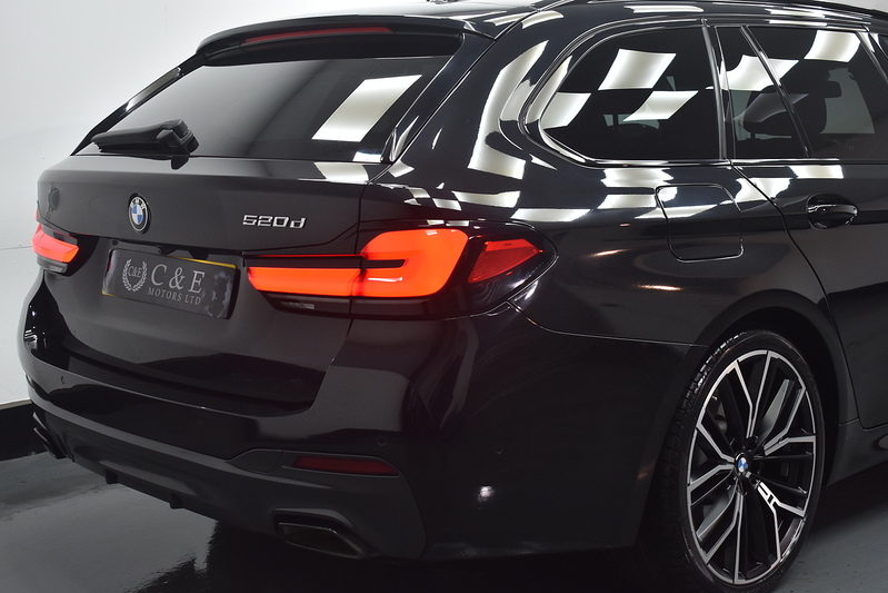 BMW 5 Series 520d MHT M Sport - U6225