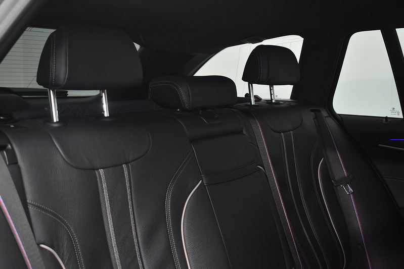 BMW 5 Series 520d MHT M Sport - U6225