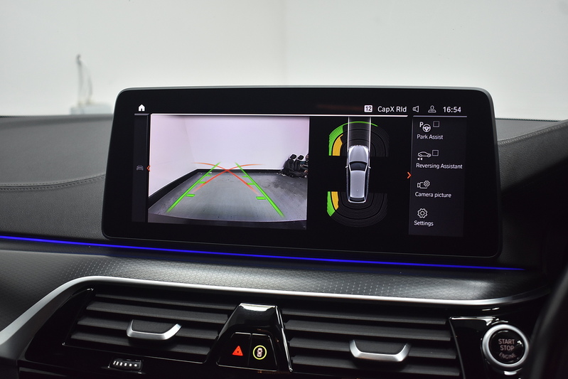 BMW 5 Series 520d MHT M Sport - U6225