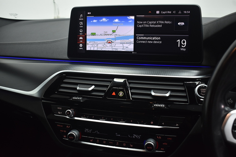 BMW 5 Series 520d MHT M Sport - U6225
