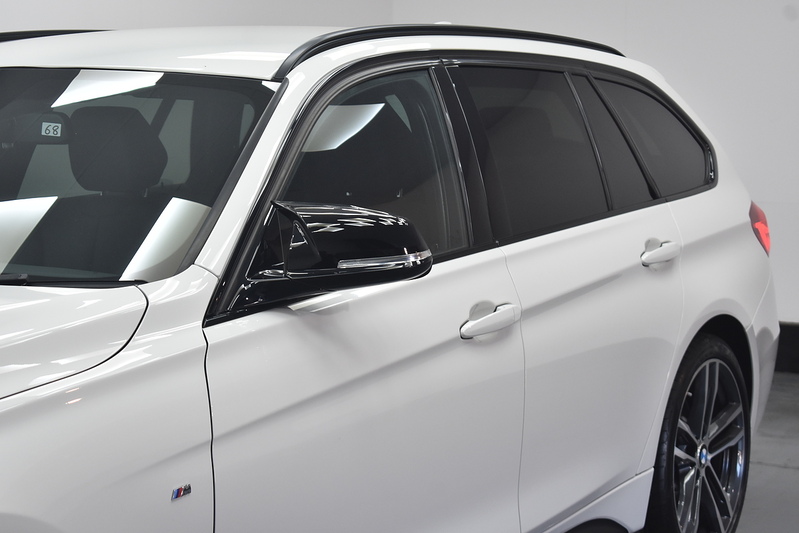 BMW 3 Series 320d M Sport Shadow Edition - U6226