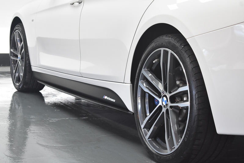 BMW 3 Series 320d M Sport Shadow Edition - U6226