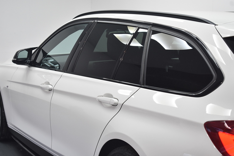 BMW 3 Series 320d M Sport Shadow Edition - U6226