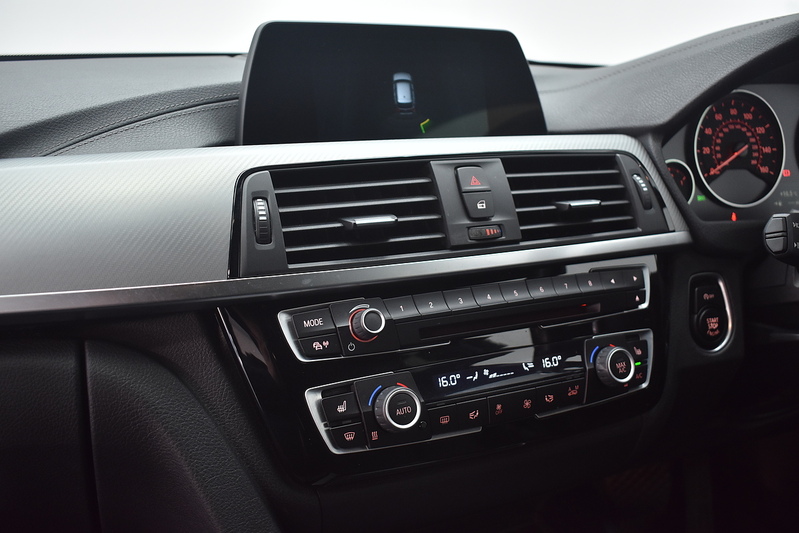 BMW 3 Series 320d M Sport Shadow Edition - U6226