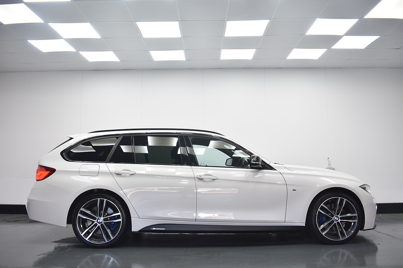 BMW 3 Series 320d M Sport Shadow Edition - U6226
