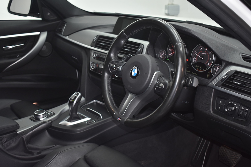BMW 3 Series 320d M Sport Shadow Edition - U6226