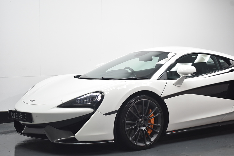 McLaren 570S V8 Ssg - U6230