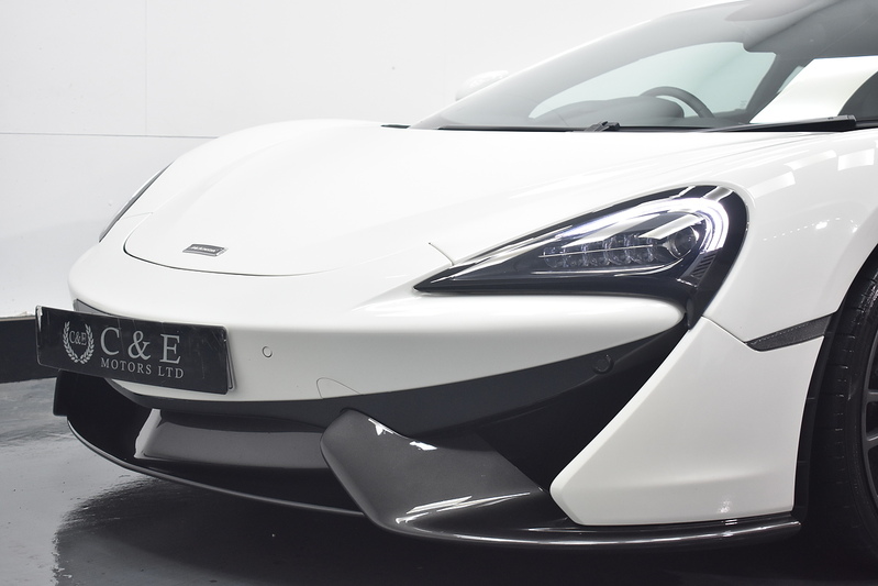 McLaren 570S V8 Ssg - U6230