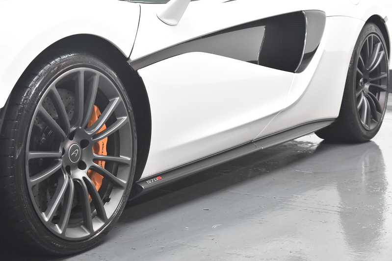 McLaren 570S V8 Ssg - U6230
