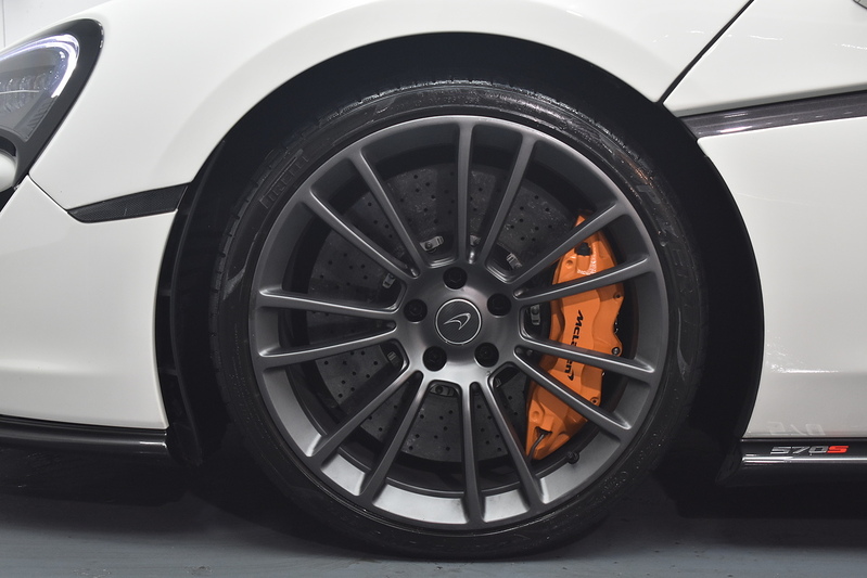 McLaren 570S V8 Ssg - U6230